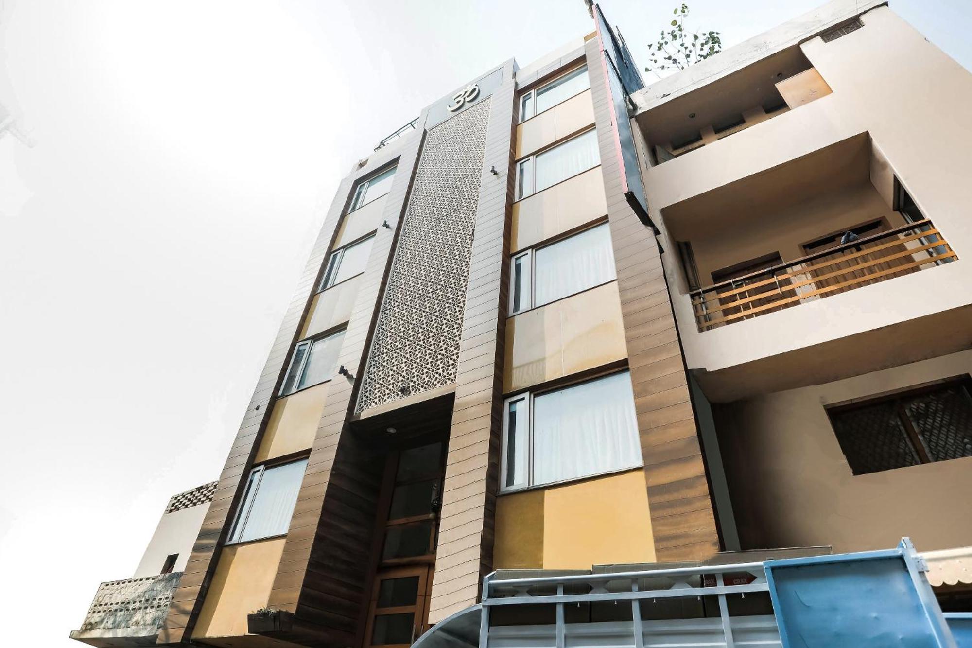 Collection O The Kailash Dev Hotel Нью-Дели Экстерьер фото